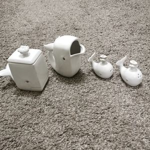 White Whale creamer sugar bowl salt and pepper set